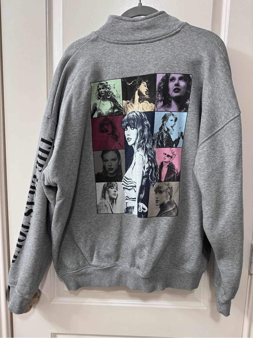 Taylor Swift Eras Tour Merch 1/4 Zip Pullover Gray Sweatshirt Women’s XLarge